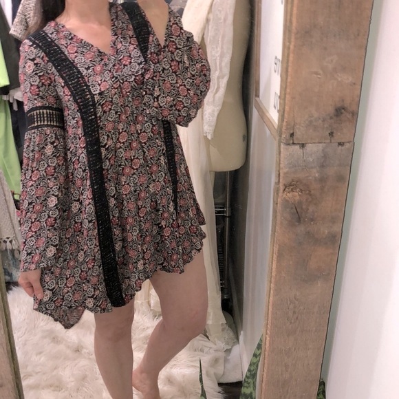 Knox Rose Dresses & Skirts - Knox Rose boho dress size xsmall with bell sleeves